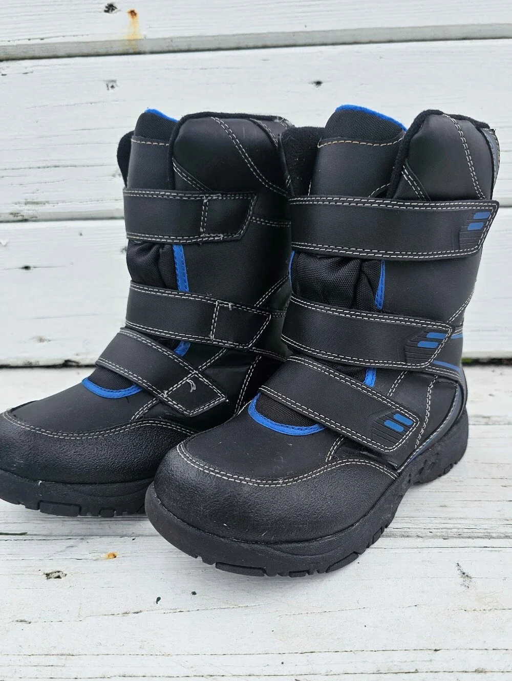 Kids Waterproof Snow Boots with Easy Velcro Straps.